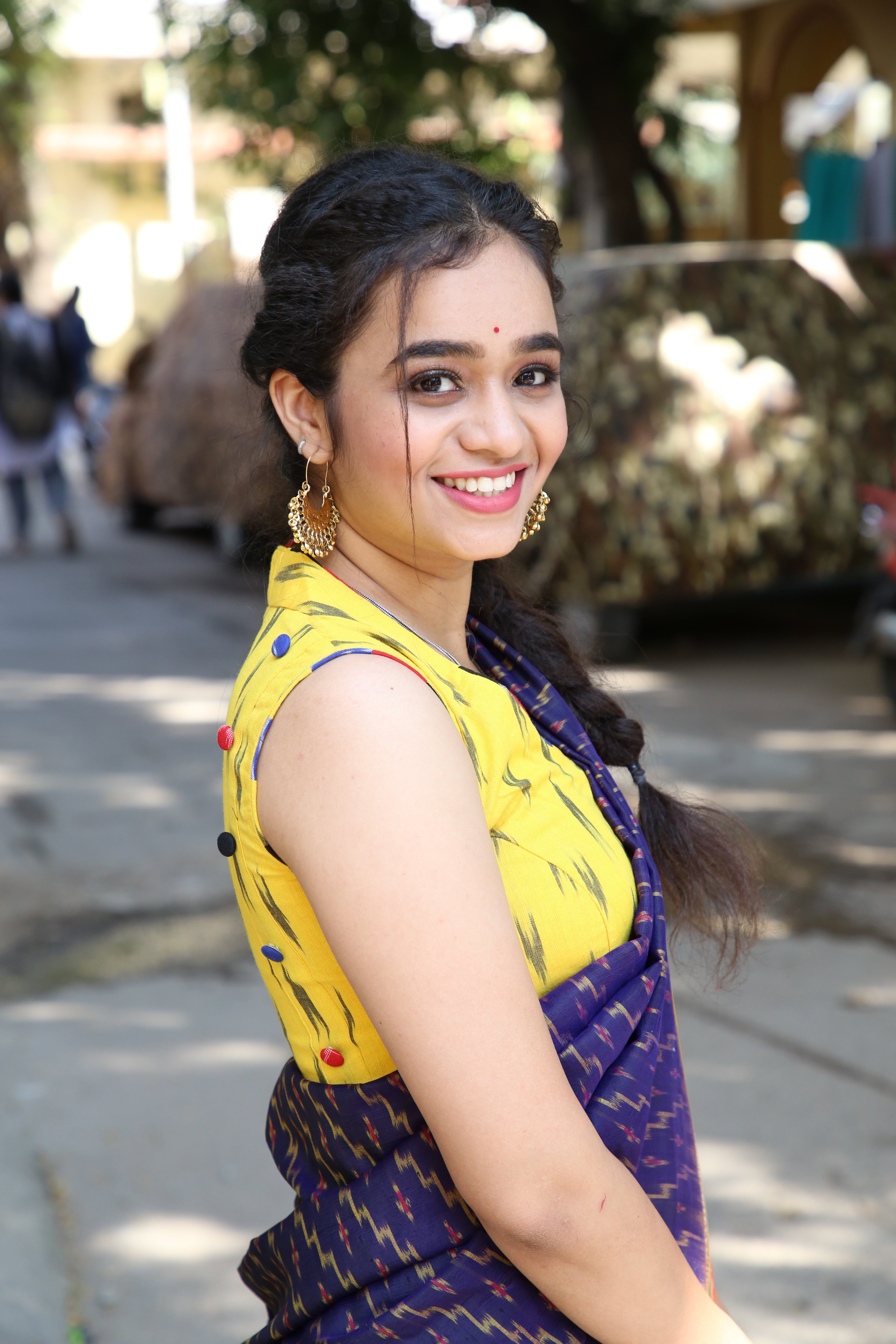 PALLAVI - CHOLI